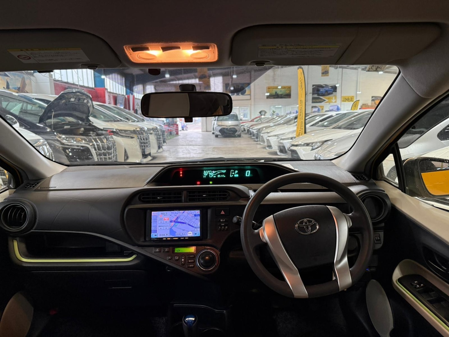 Used Toyota Aqua for sale - 77849099: Photo 13