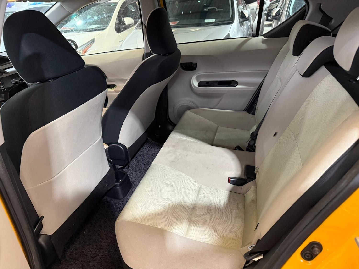 Used Toyota Aqua for sale - 77849099: Photo 17