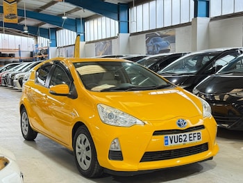 Used Toyota Aqua 2013 for sale - 77849099: Photo