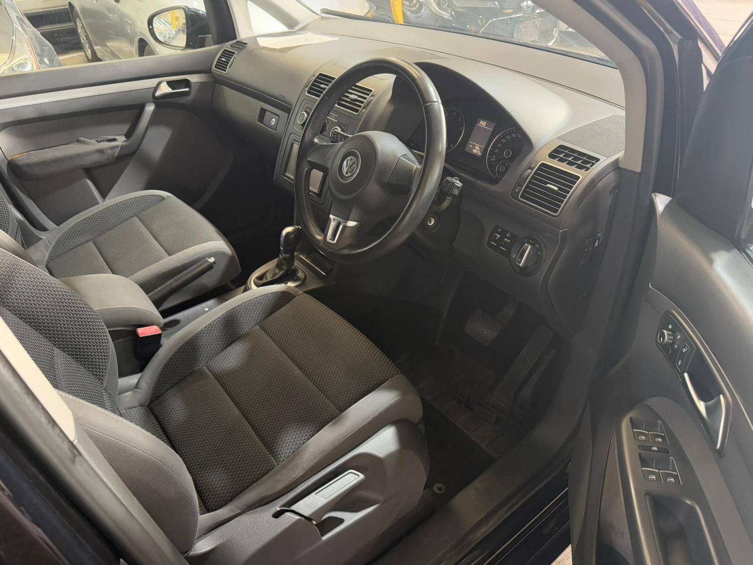 Used Volkswagen Touran 2025 for sale - 76324503: Photo 11