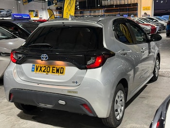 Used Toyota Yaris 2020 for sale - 77333280: Photo