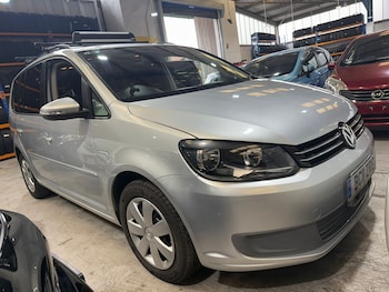 2025 - 1 380 CC VOLKS W GOLF TOURAN TSI