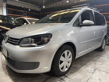 Used Volkswagen Touran 2011 for sale - 75676898: Photo