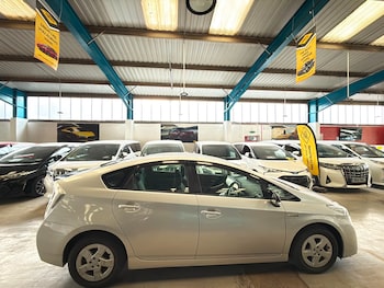 Used Toyota Prius 2011 for sale - 79023741: Photo