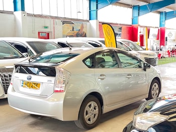 Used Toyota Prius 2011 for sale - 79023741: Photo
