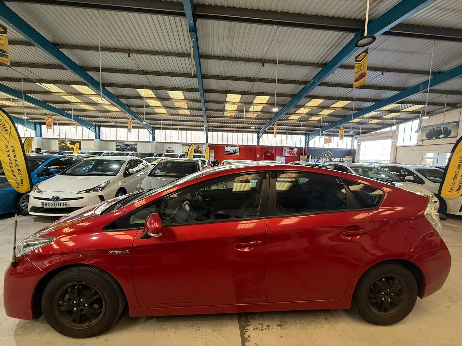 Used Toyota Prius for sale - 76901617: Photo 8