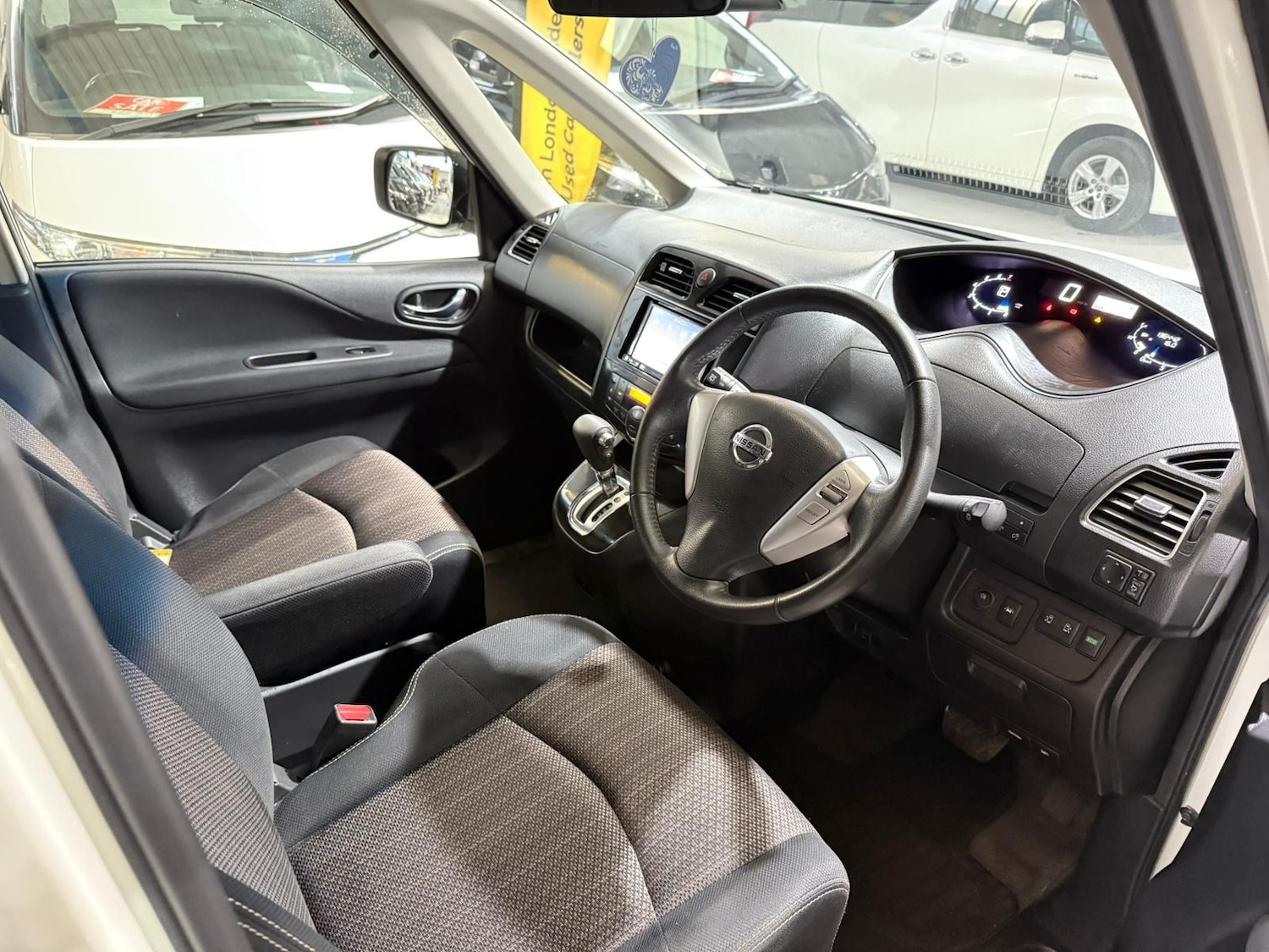 Used Nissan Serena 2025 for sale - 77450871: Photo 11