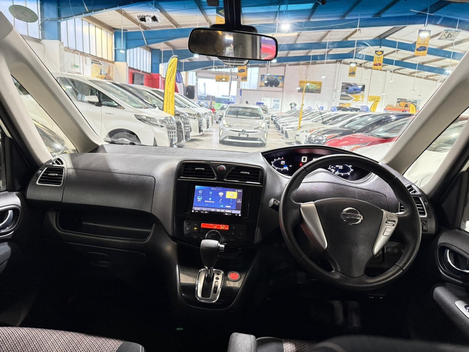 Used Nissan Serena 2025 for sale - 77450871: Photo 13