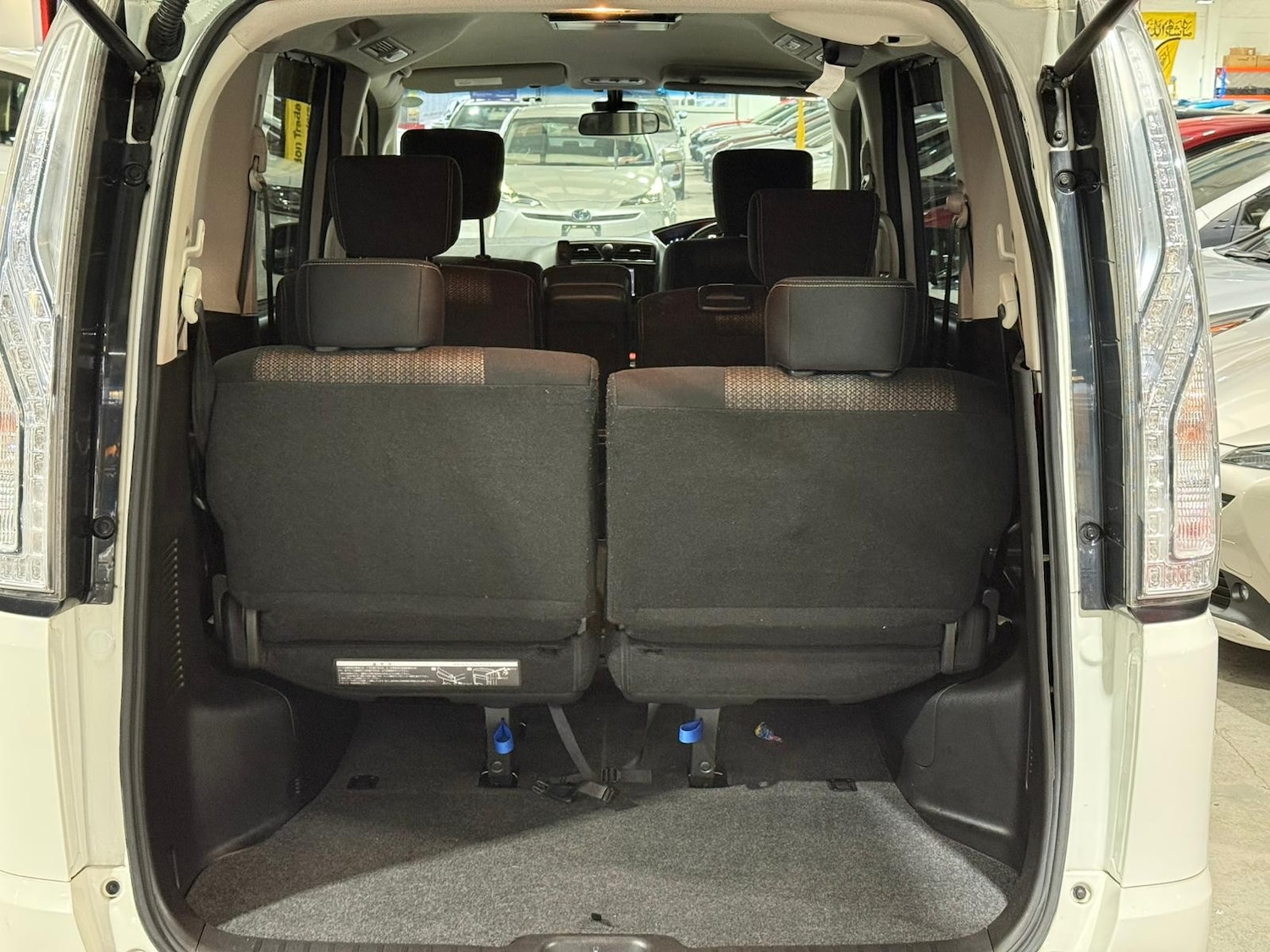 Used Nissan Serena 2025 for sale - 77450871: Photo 16