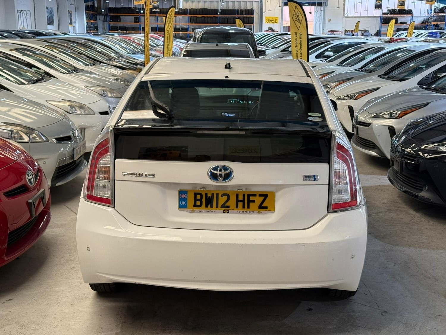 Used Toyota Prius 2026 for sale - 77323989: Photo 4