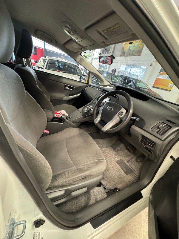 Used Toyota Prius for sale - 74456642: Photo 23