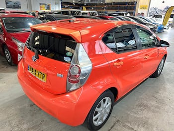 Used Toyota Aqua 2014 for sale - 79680592: Photo