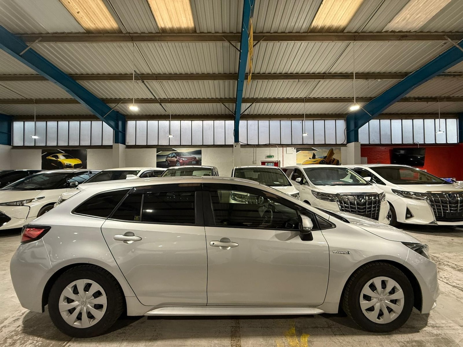 Used Toyota Corolla for sale - 76429487: Photo 2