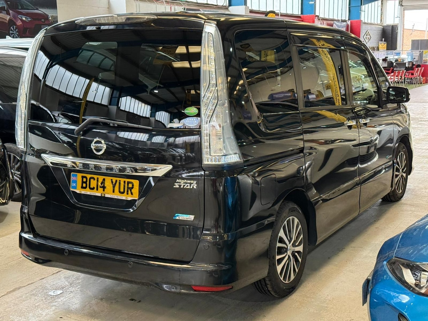 Used Nissan Serena for sale - 77897434: Photo 3