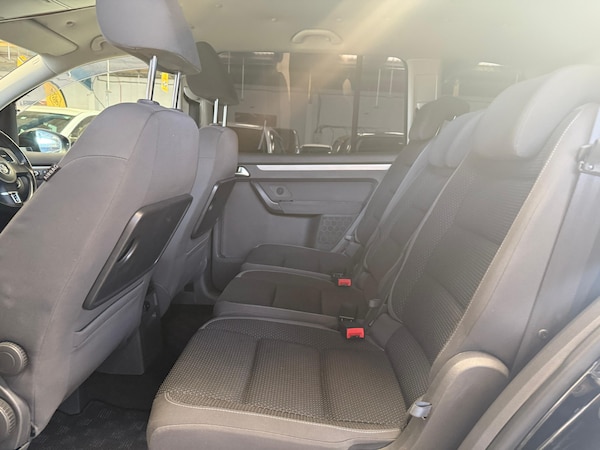 Used Volkswagen Touran for sale - 75543400: Photo 18