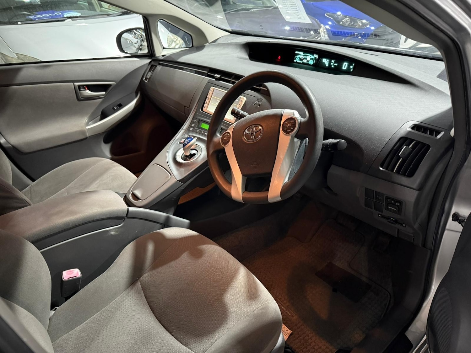 Used Toyota Prius 2025 for sale - 77053554: Photo 11