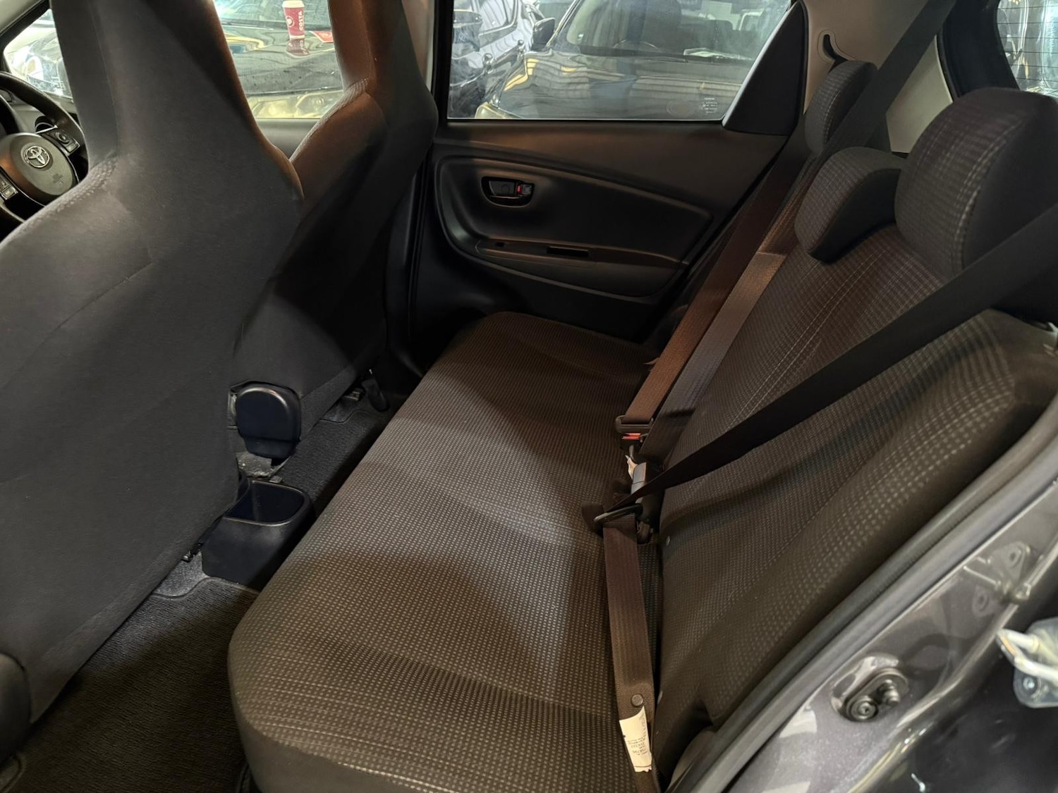 Used Toyota Vitz 2026 for sale - 77347020: Photo 19