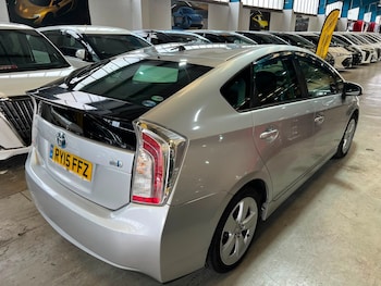 Used Toyota Prius 2015 for sale - 79582352: Photo