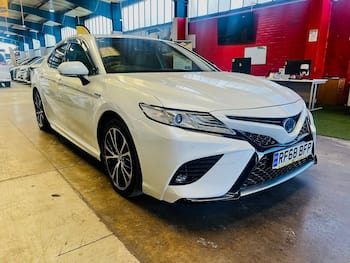 Used Toyota Camry 2019 for sale - 79858830: Photo
