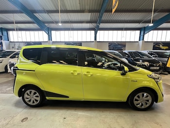 Used Toyota Sienta 2015 for sale - 79575108: Photo