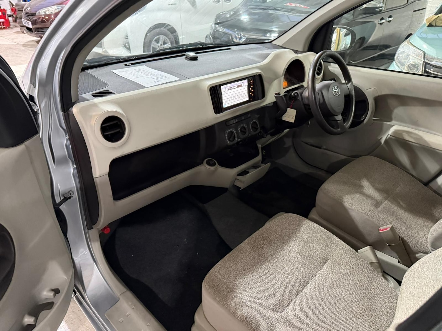 Used Toyota Passo for sale - 77084942: Photo 18