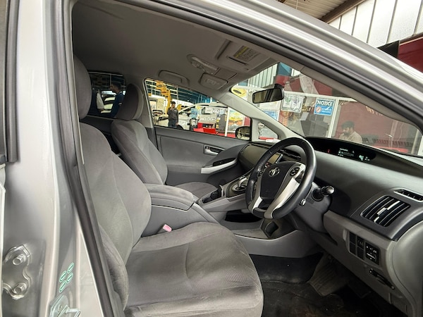 Used Toyota Prius 2025 for sale - 75399264: Photo 14