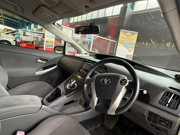Used Toyota Prius 2025 for sale - 75399264: Photo 15