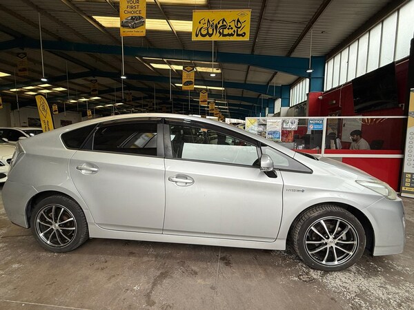 Used Toyota Prius 2025 for sale - 75399264: Photo 3