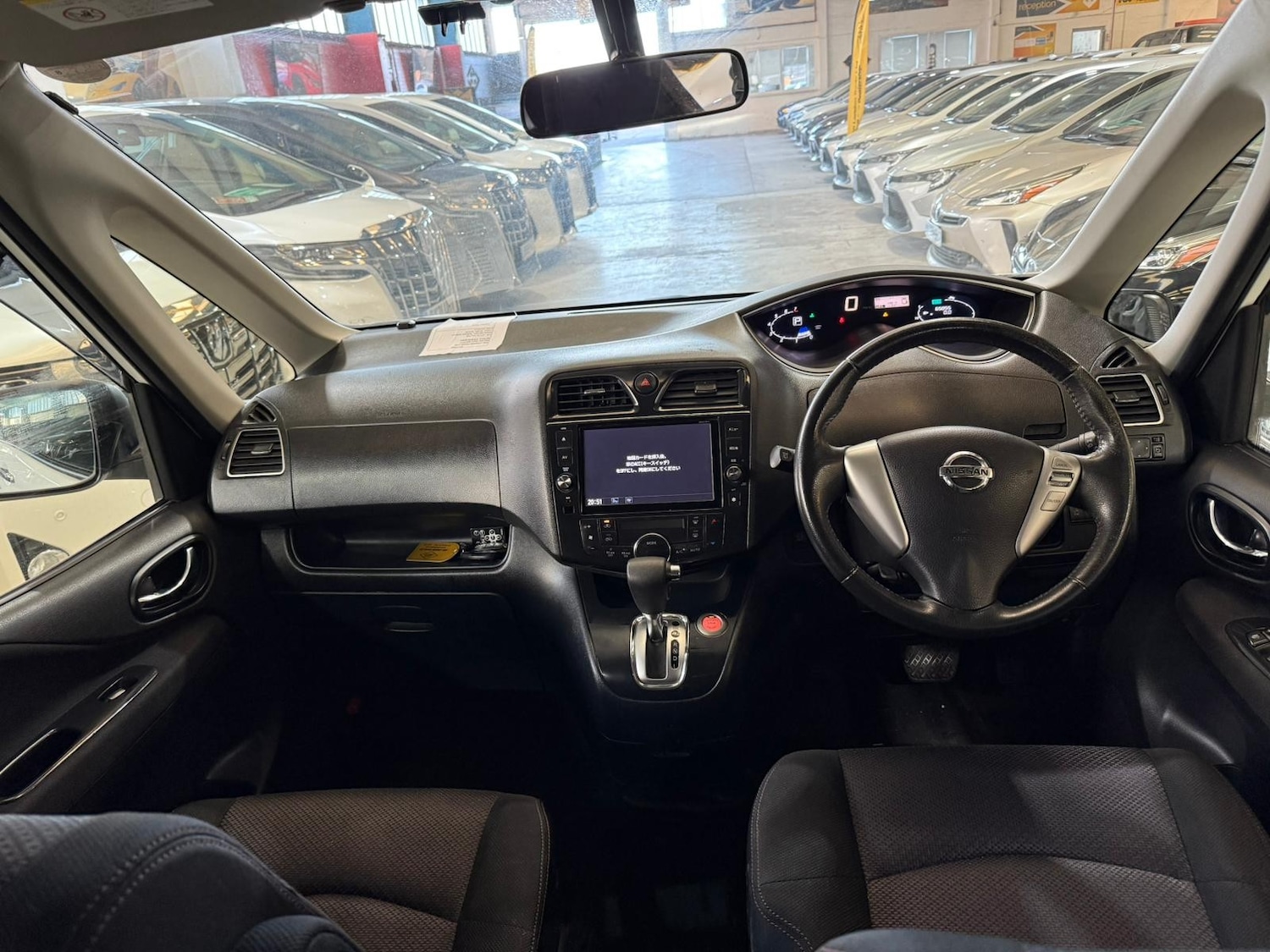 Used Nissan Serena 2025 for sale - 77052187: Photo 13