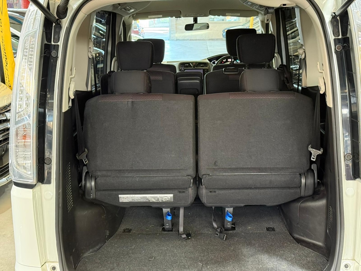 Used Nissan Serena 2025 for sale - 77052187: Photo 17