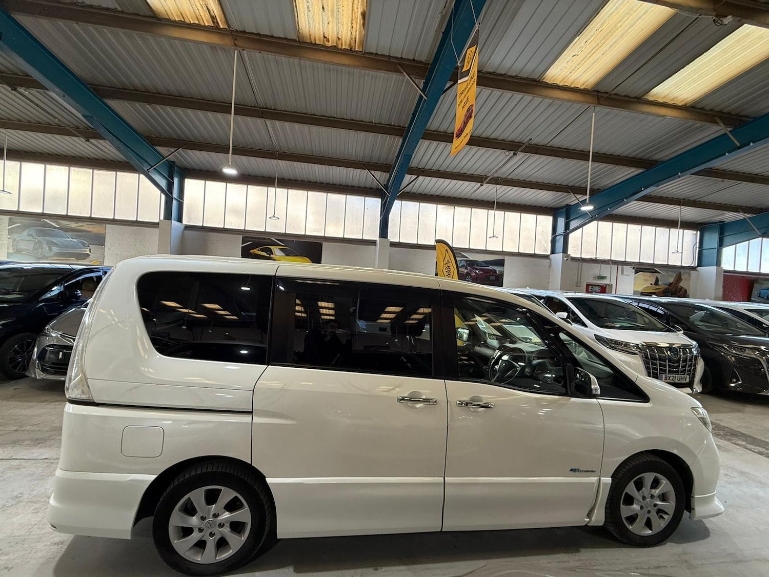 Used Nissan Serena 2025 for sale - 77052187: Photo 2