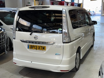 Used Nissan Serena 2013 for sale - 77052187: Photo