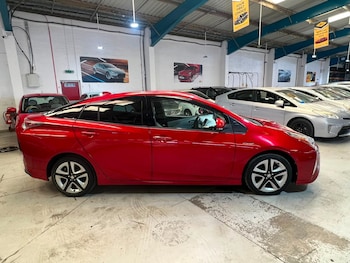 Used Toyota Prius 2017 for sale - 79405260: Photo