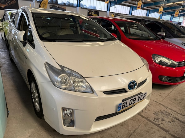 Used Toyota Prius 2025 for sale - 75308682: Photo 2