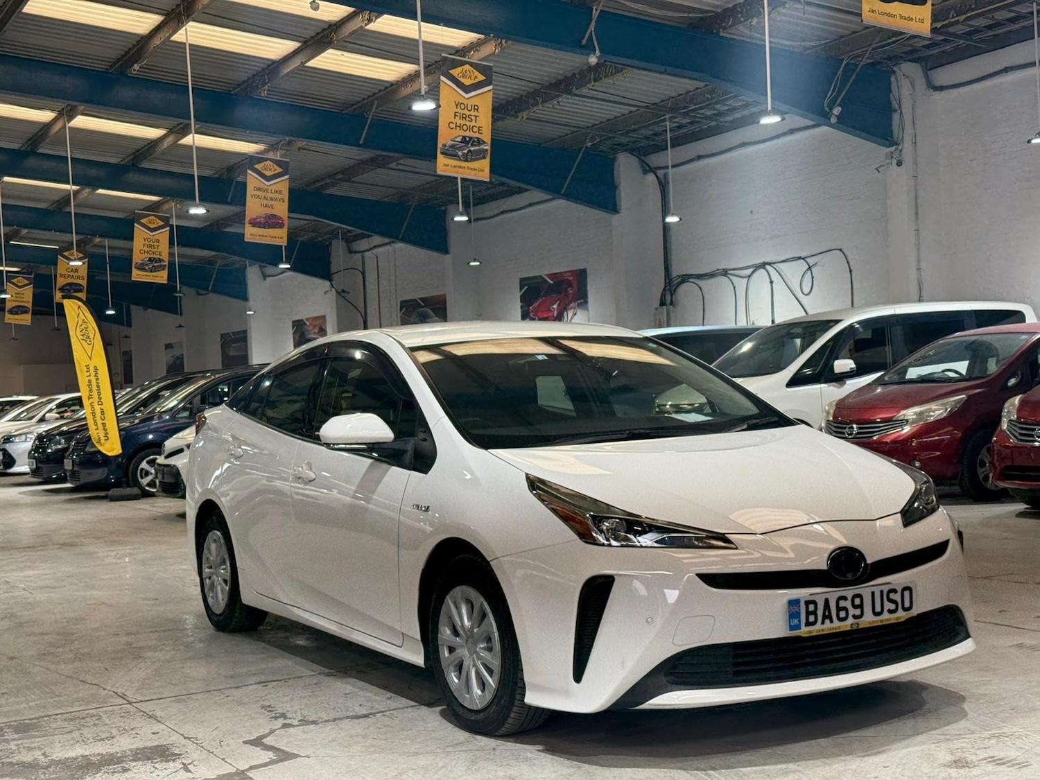 Used Toyota Prius for sale - 76505073: Photo 2