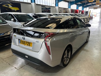 Used Toyota Prius 2018 for sale - 79405262: Photo