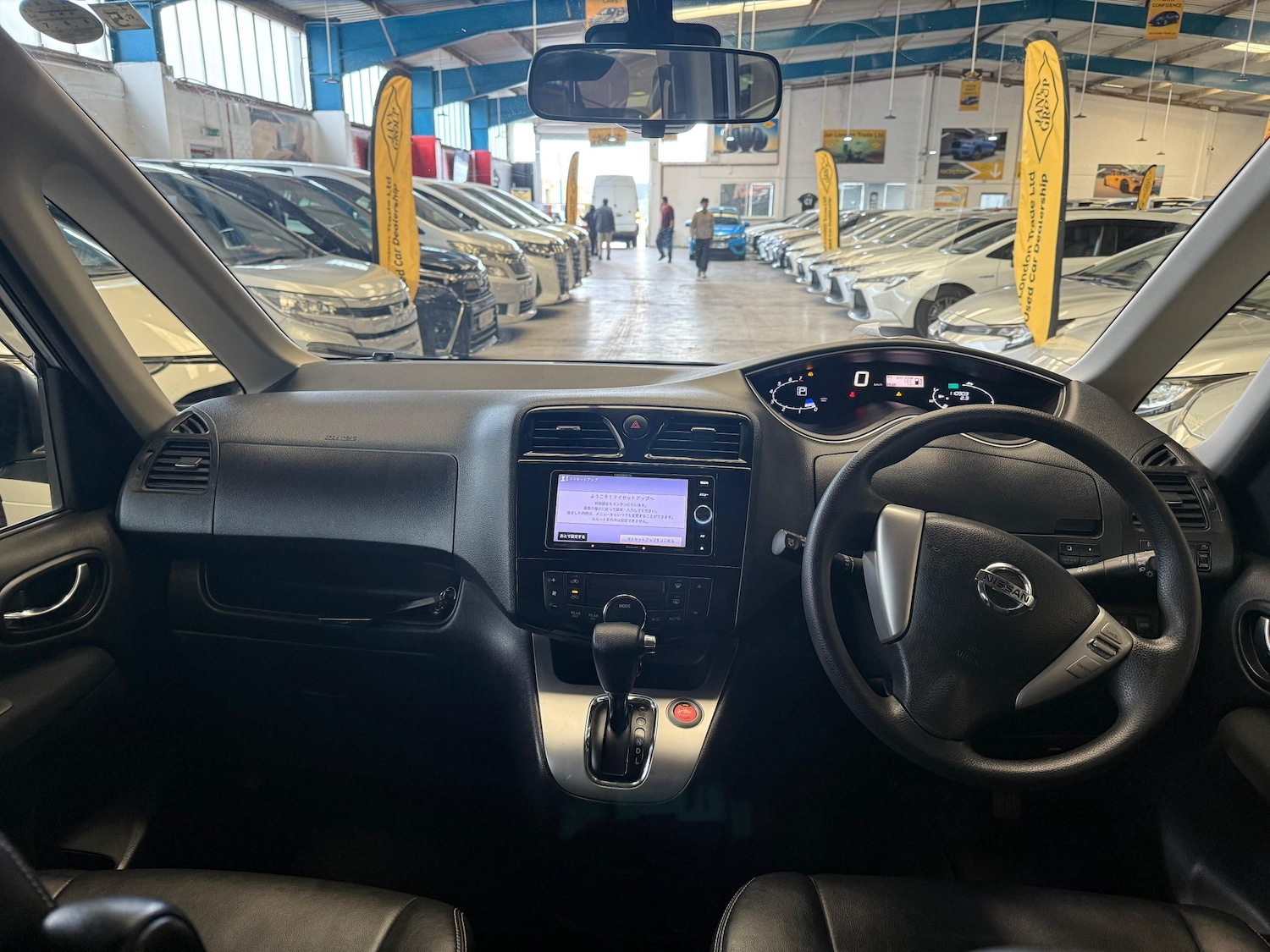 Used Nissan Serena 2025 for sale - 75970194: Photo 13