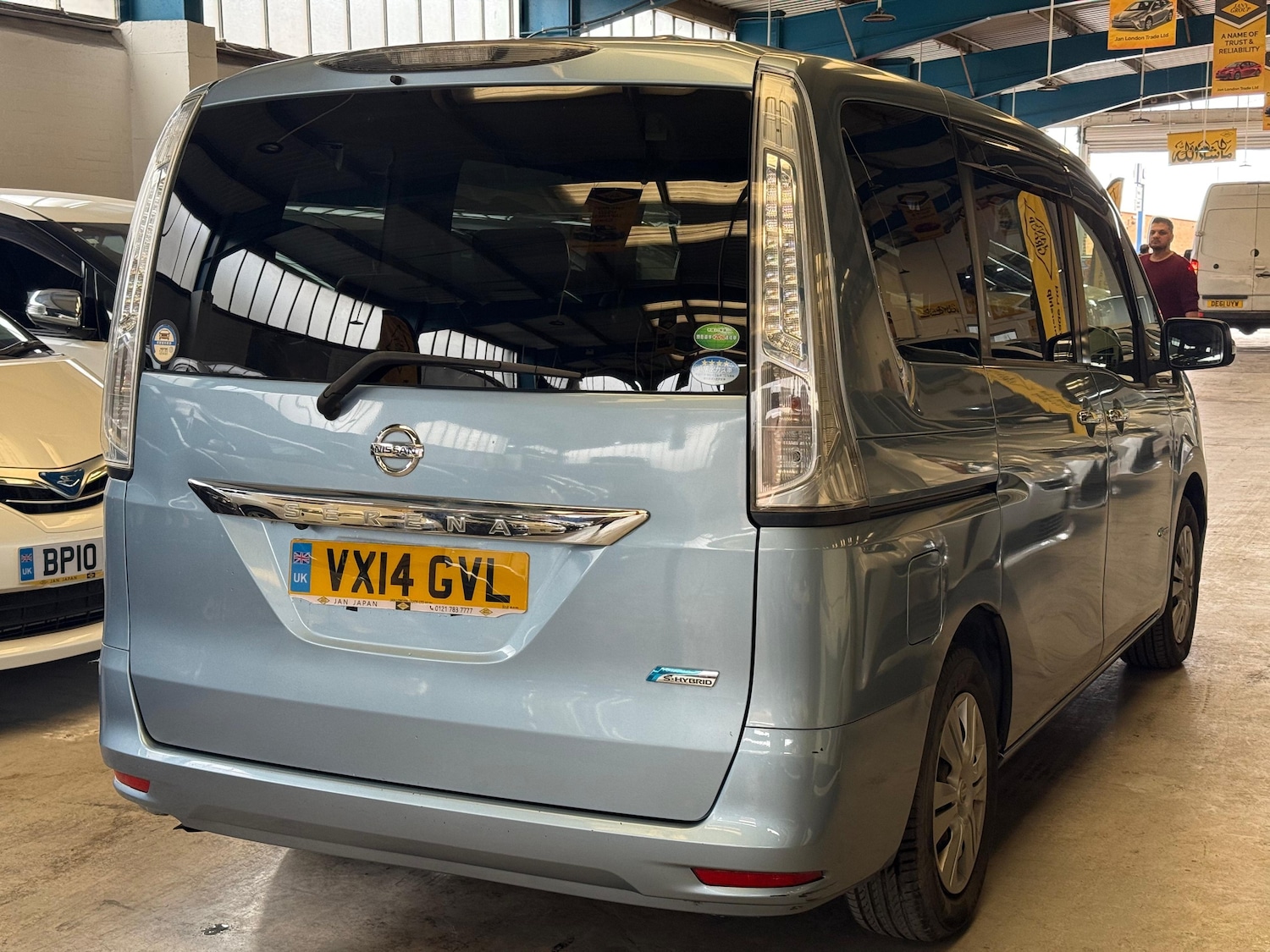 Used Nissan Serena 2025 for sale - 75970194: Photo 3