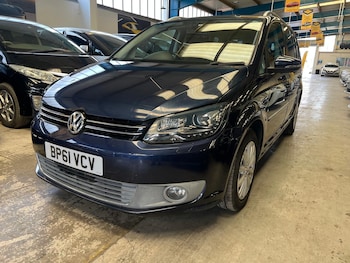 Used Volkswagen Touran 2011 for sale - 74964519: Photo