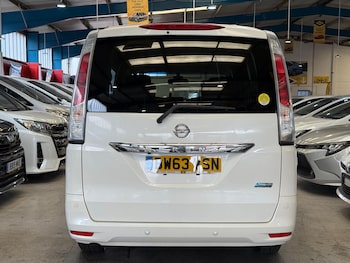 Used Nissan Serena 2014 for sale - 75643957: Photo