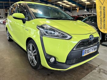 Used Toyota Sienta 2017 for sale - 79680572: Photo