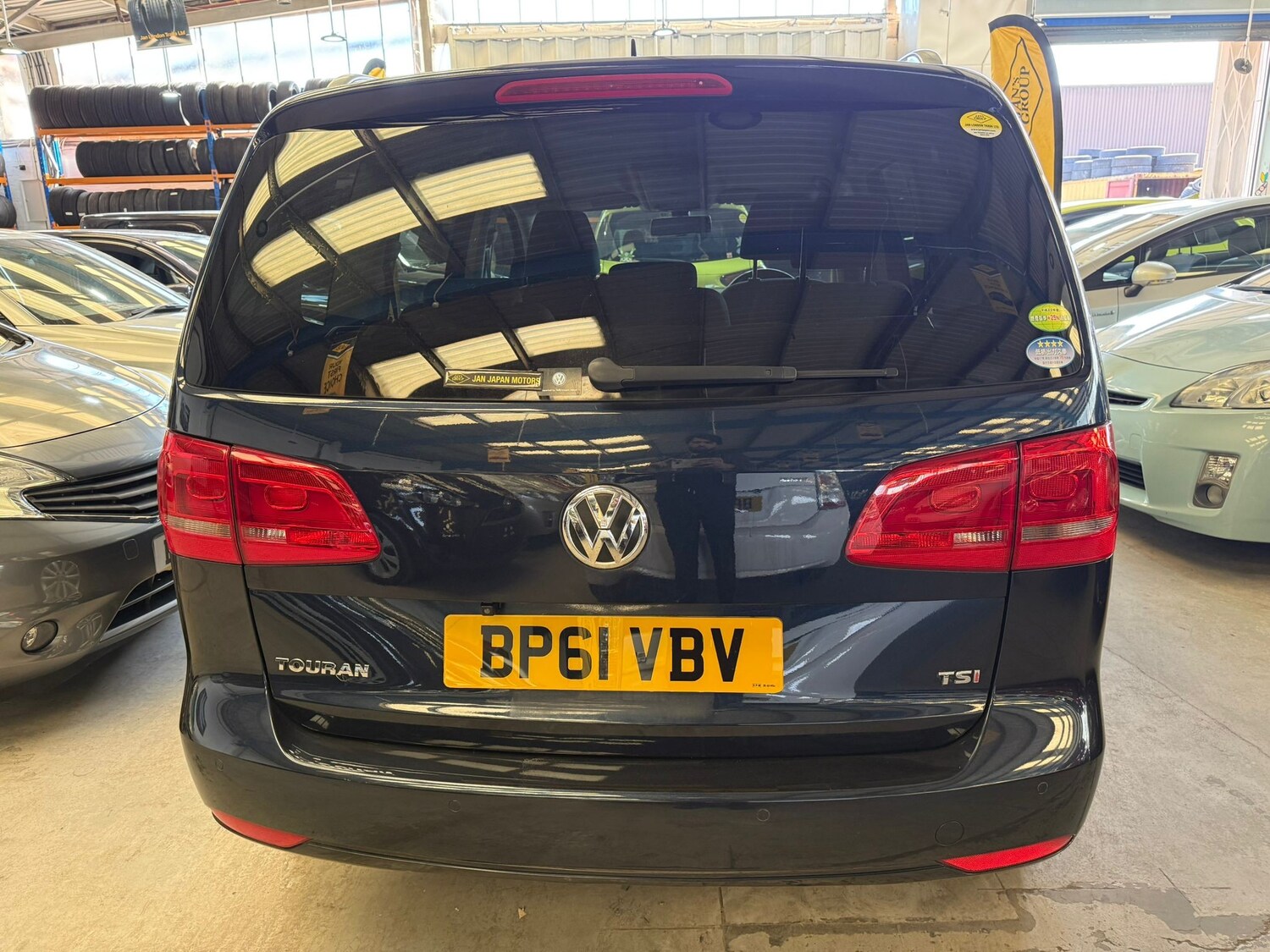 Vehicle 21