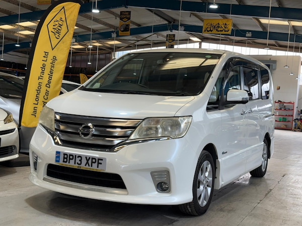 Used Nissan Serena for sale - 76217646: Photo 8