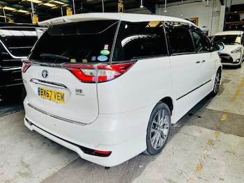 Used Toyota Estima 2017 for sale - 79819060: Photo