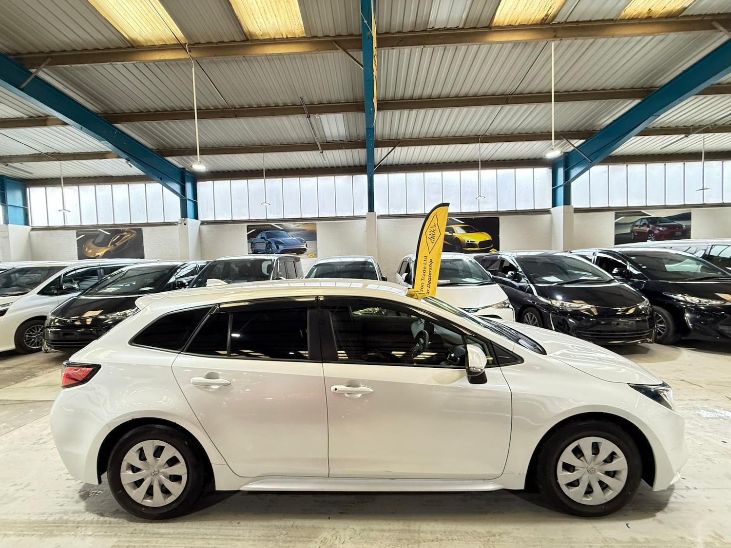 Used Toyota Corolla for sale - 77733415: Photo 2