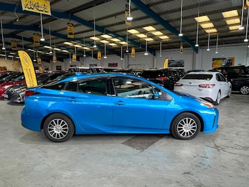 Used Toyota Prius 2021 for sale - 79611536: Photo