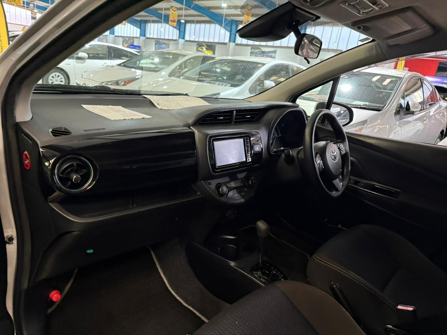 Used Toyota Vitz 2026 for sale - 77323987: Photo 19