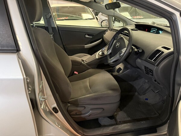 Used Toyota Prius 2025 for sale - 74785391: Photo 17