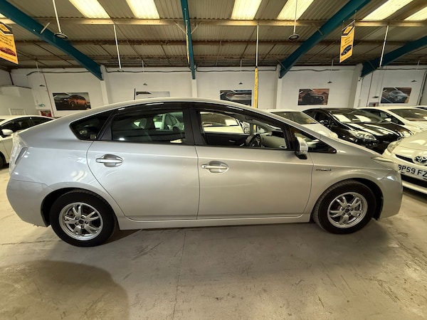 Used Toyota Prius 2025 for sale - 74785391: Photo 4