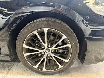Used Toyota Camry 2019 for sale - 75399241: Photo
